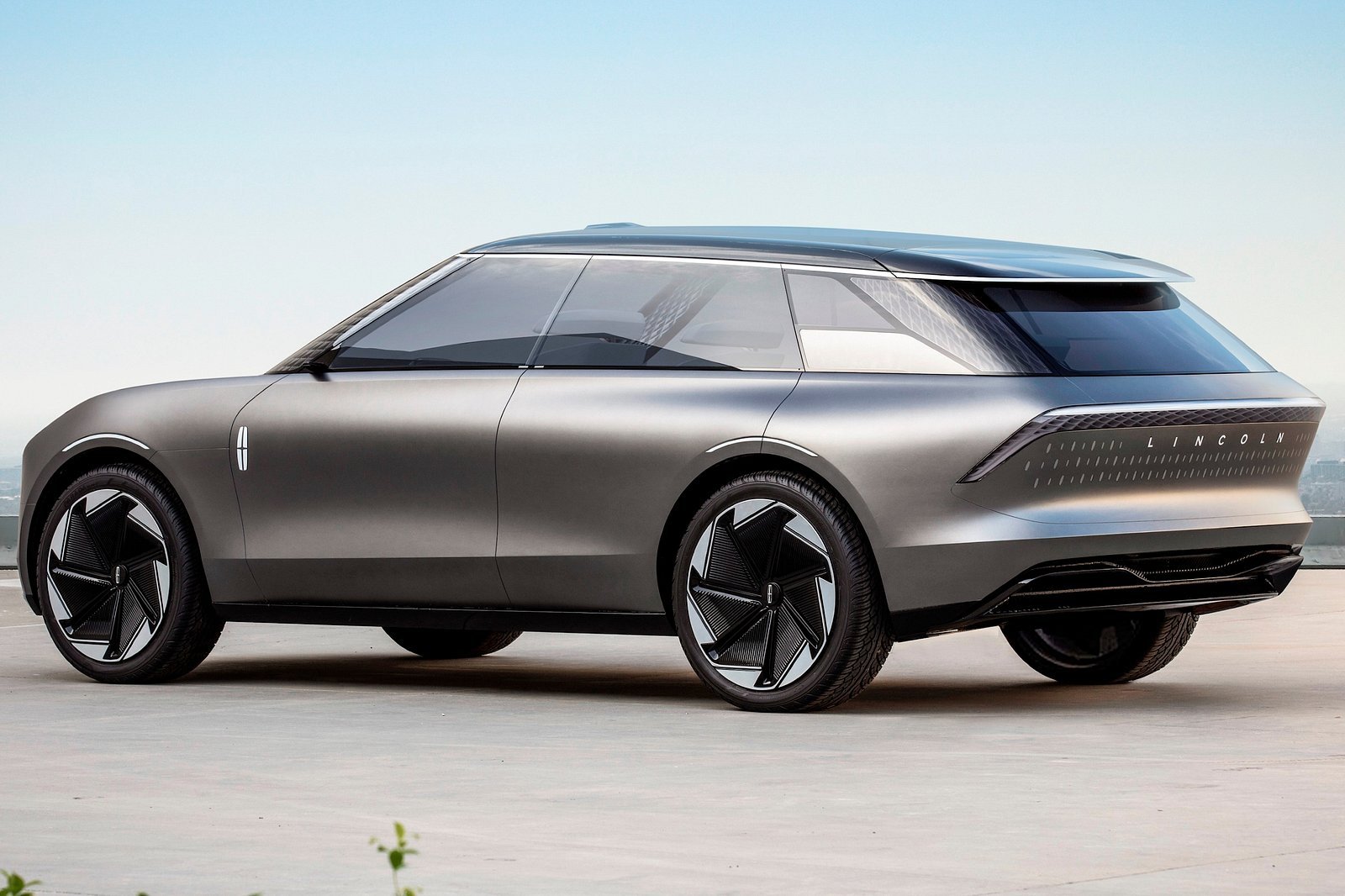 The 2025 Lincoln Corsair Refined Luxury Navigates the Future. mozans